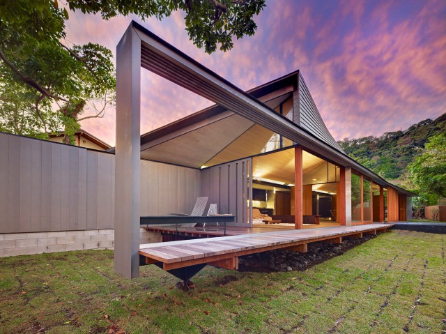 wallhouse-photo-michael-nicholson
